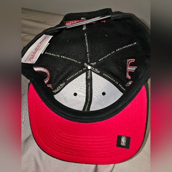 Mitchell & Ness Toronto Raptors Hat Cap Snapback Black Adjustable NBA - Picture 4 of 5
